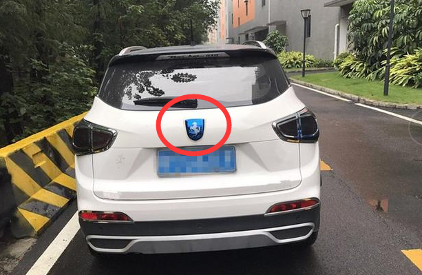 法拉利也有suv?宝骏510换全套车标,满足自己的豪车梦!