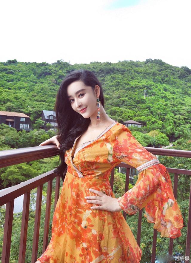 她凭借范冰冰的模样嫁入豪门,却只是被利用的生殖工具!