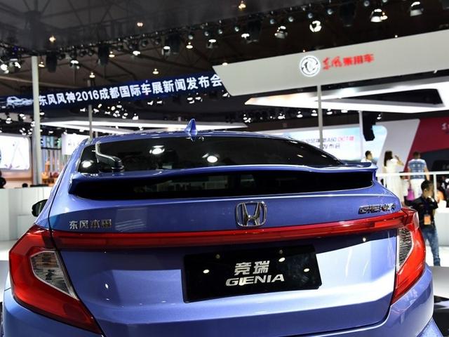 全改成思域的样子!8万也能有回头率,最关键是开起来太省钱