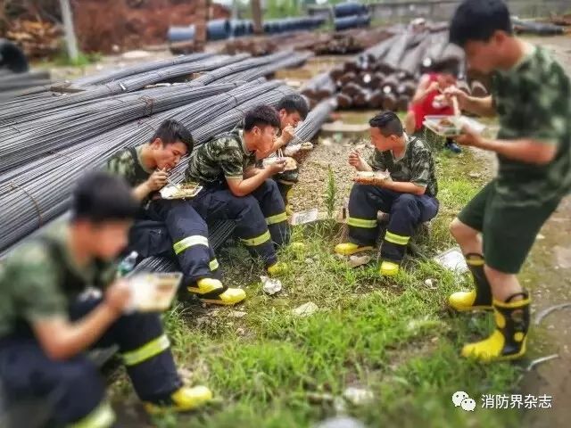 消防员救火前后最真实的一幕!第10张看哭了!