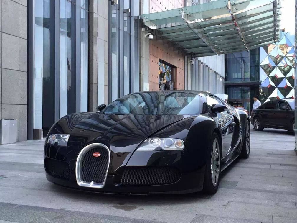 大陆有9台布加迪,分布在5个城市,有7台在上海露过面