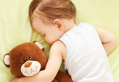 育儿知识:要想宝宝睡眠好,睡眠小口诀四不要