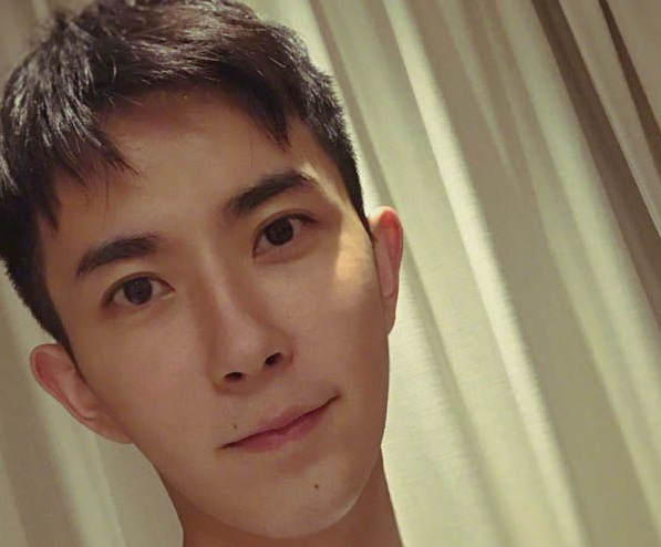 王博文和于朦胧分手是真的吗?二人真实关系揭秘!