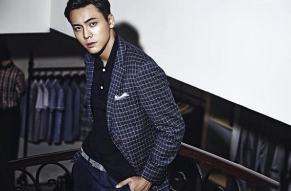 陈伟霆的生日圈内好友送祝福,才华横溢的他就