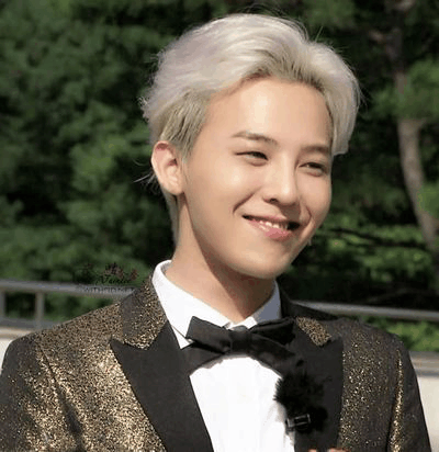 从一句对粉丝的暖心话,看志龙欧巴这些年的百变发型