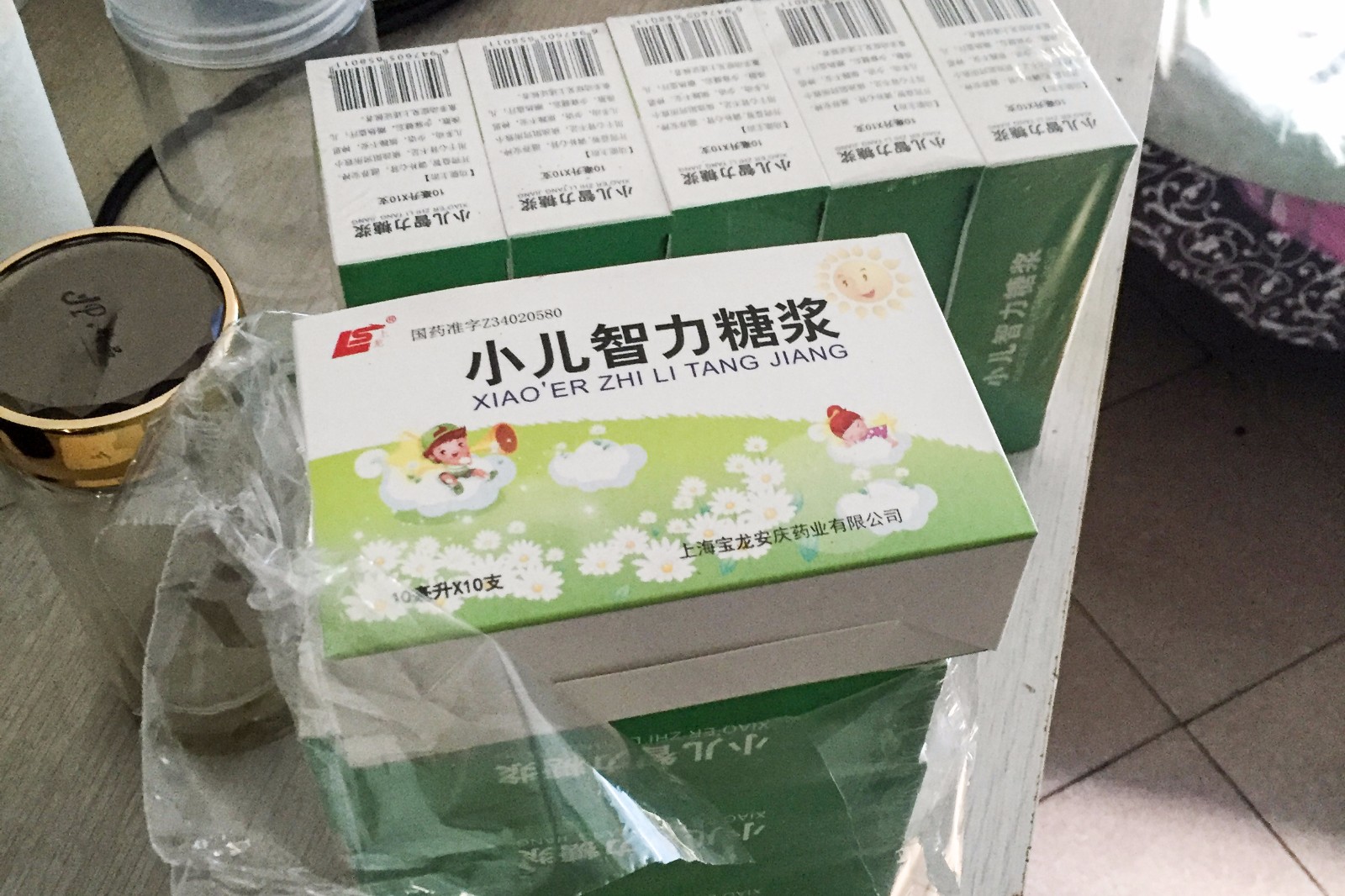 三胞胎妈妈的都市生活:吃白菜剩饭,仅剩2度电_新浪看点