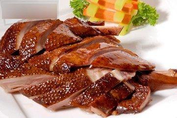 四川传统名菜樟茶鸭子