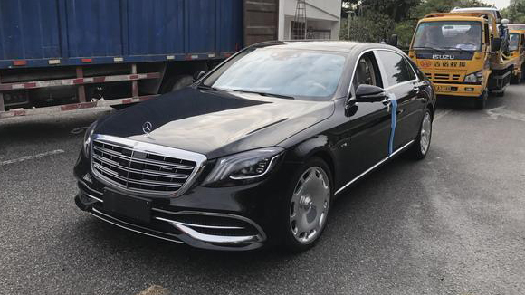 囊括了s500 l 4matic,迈巴赫s560 4matic以及s680三款顶级车型