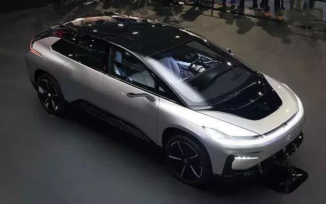 乐视ff91现身街头,预售火爆,造型不输保时捷,乐视翻盘有望!