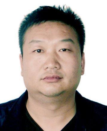 南阳西峡此人欠钱不还, 见到此人请立即举报!