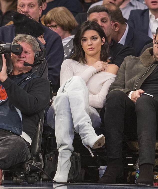 肯达尔|詹娜|格里芬_新浪新闻