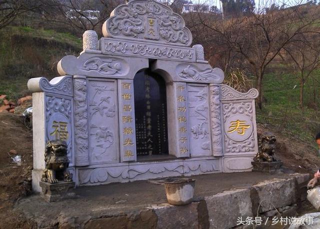 农村平原坟墓这十处绝对不能下葬,否则后代遭殃