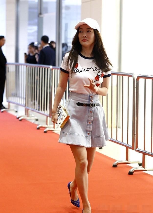 霍思燕和赵丽颖的短胳膊好可爱!可黄晓明就比较辣眼睛了