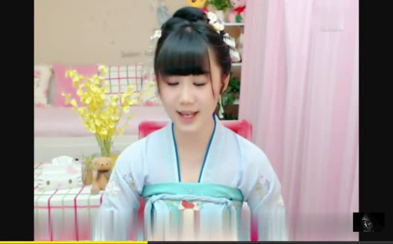 馒小蛮同学,古装版本翻唱一曲《蹁跹》这翻唱也太好听了吧