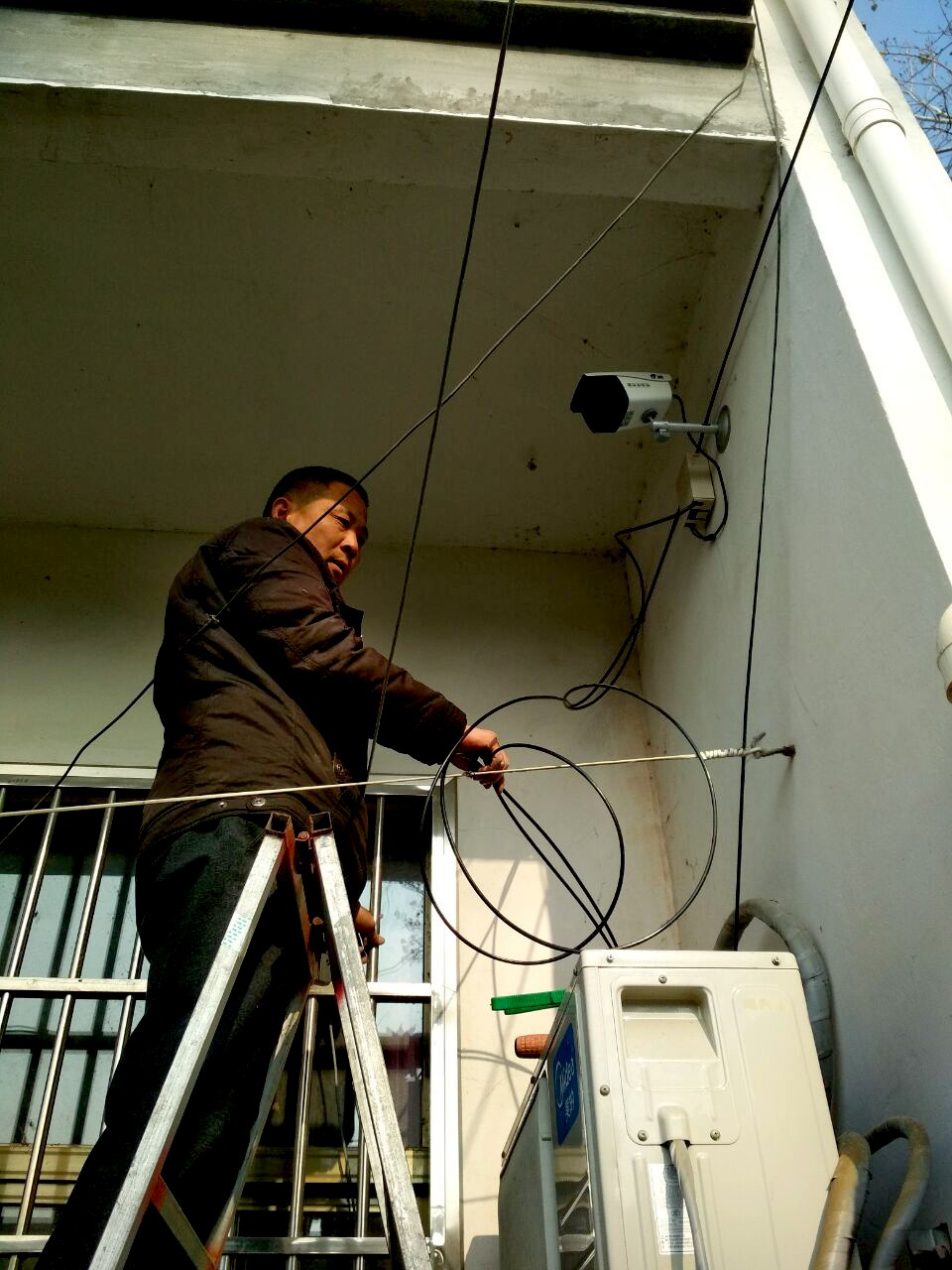 乡村家庭装监控的越来越多了,是什么原因