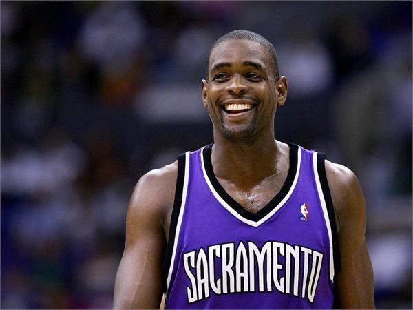 2017年全球收入最高的25位NBA球星:狼王居首