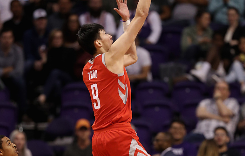 大魔王练级归来进轮换,末节两记3分令德帅刮目