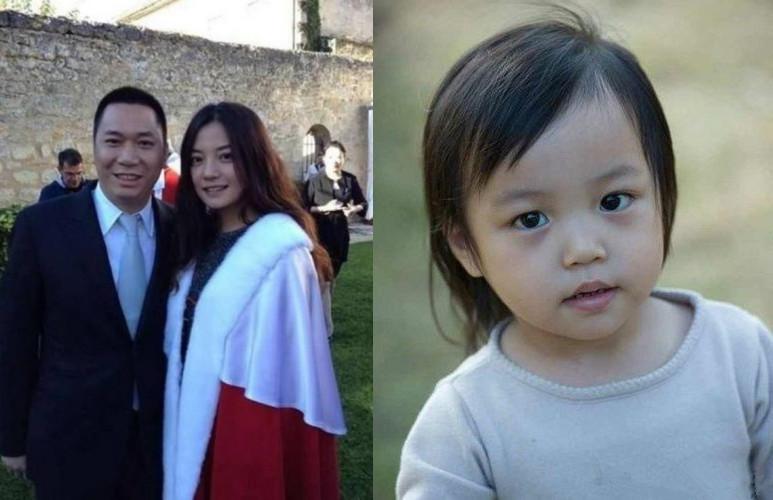 赵薇老公自称从没当过任何人的司机,网友质疑:那你是怎么发家的