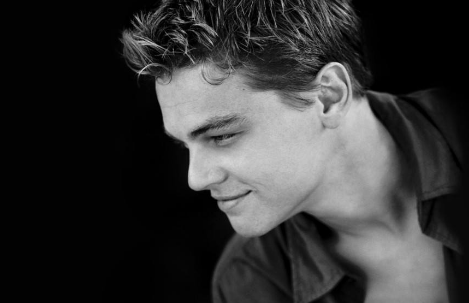 莱昂纳多 年轻时的小李子,简直是上天之子的存在,帅到无与伦比,侧颜都