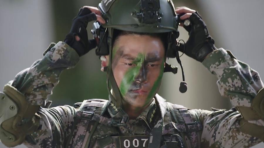 第一名:中国龙炎特种部队,这只特种部队在美国的中情局里,没有任何的