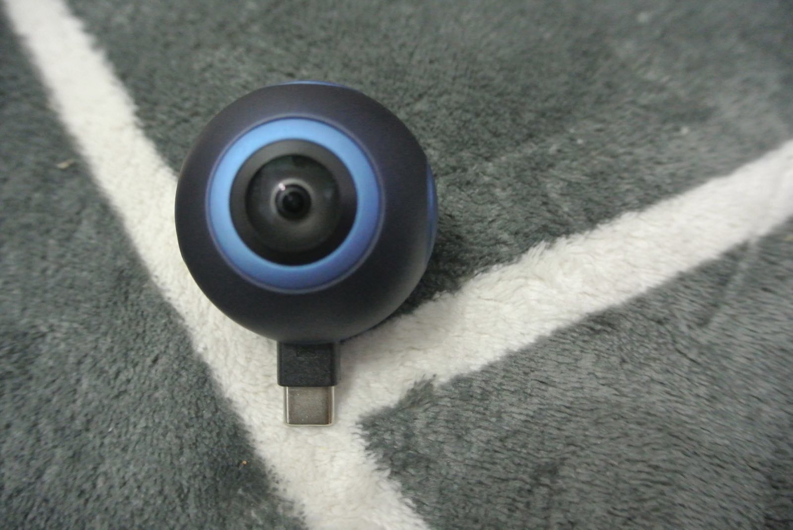 头,目前产品支持所有主流的安卓手机连接(ps:最新一代的维看x2全景