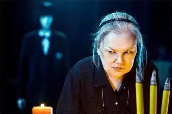 香港电影四大鬼后,龙婆已封山,最后一位不用化妆就够吓人了