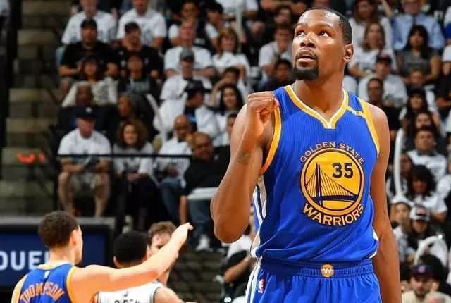 詹姆斯和杜兰特的生涯常规赛总得分能到什么位