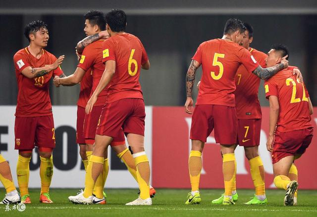 孙兴民VS武磊:同样是前锋,一个核心,一个靠蒙