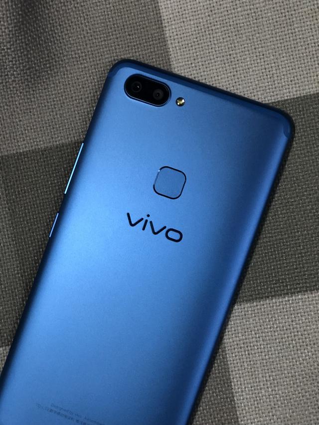 vivo蓝色x20真机实拍欣赏绝对会让你怦然心动