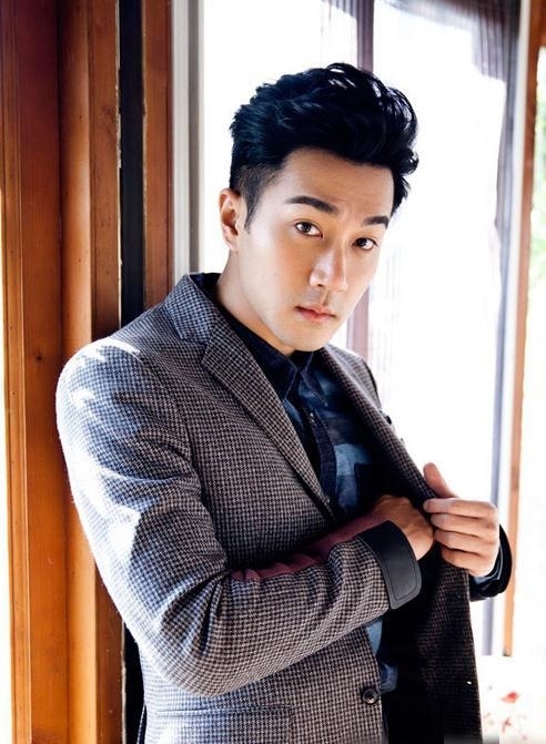 王岳伦,在没和李湘结婚以前,根本不知道王岳伦是谁,现在提起王