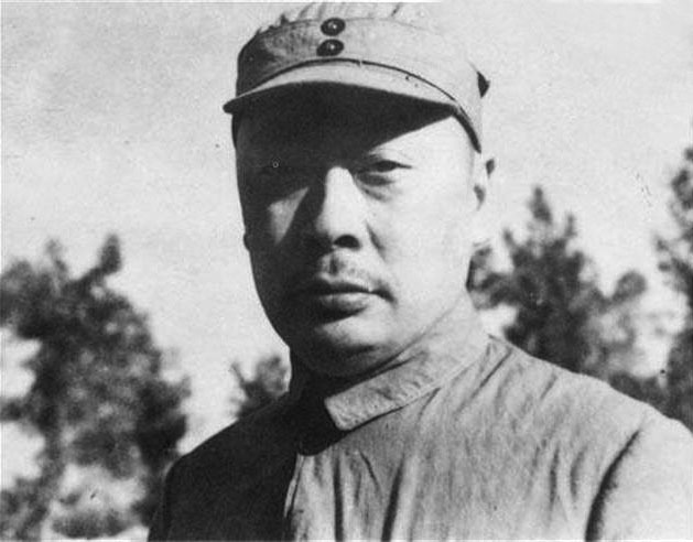 他1955年只授少将,找陈毅说情,陈毅说我也帮不了你