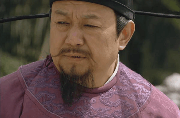 恰巧此时朝廷太尉宿元景前往华州降香,吴用立刻有了主意.