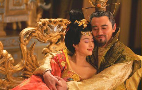 此皇帝为夺儿子一漂亮妃子,上演横刀夺爱三步曲,妃子命运太凄惨