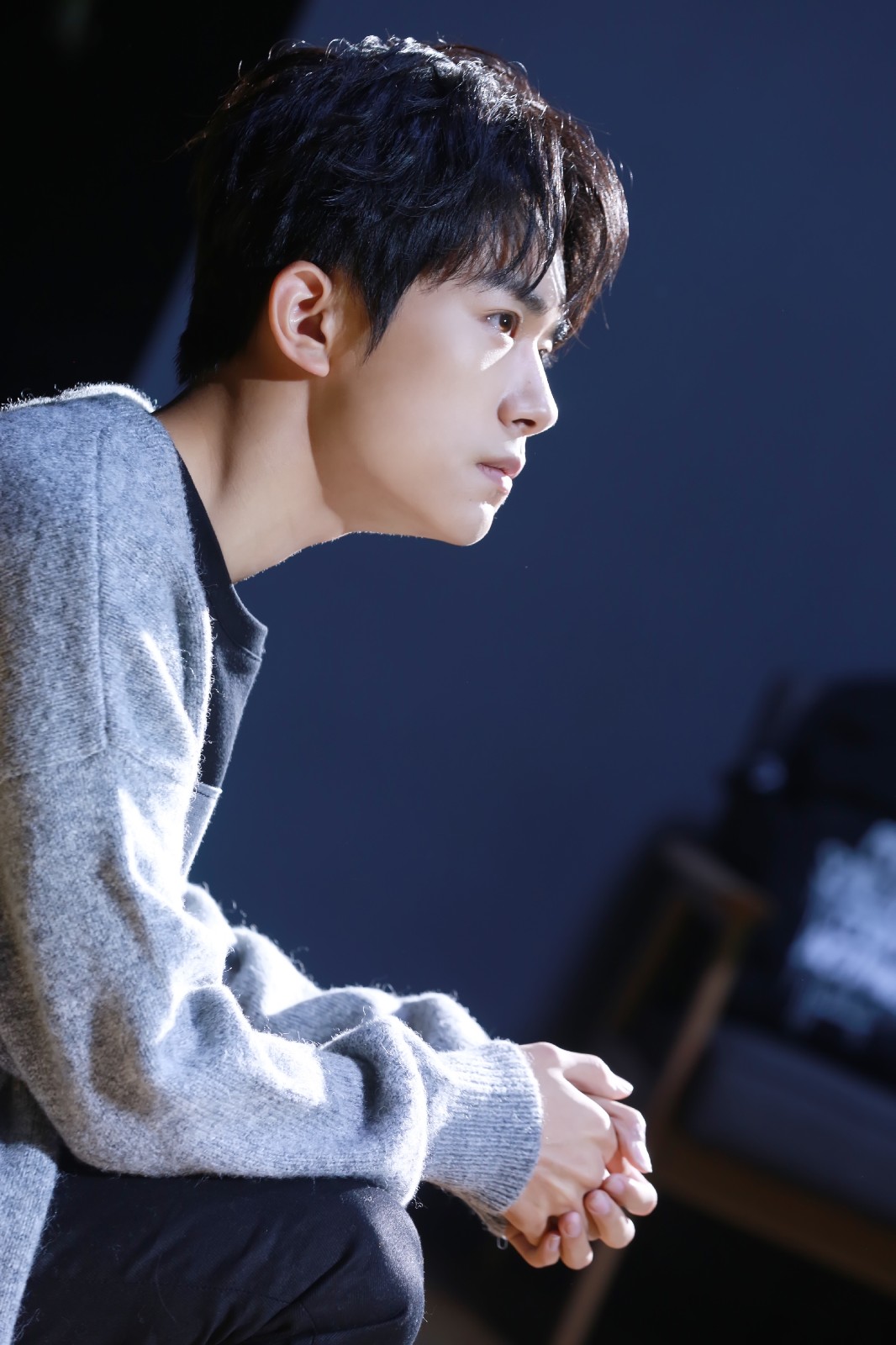 老干部上线禁欲系易烊千玺彰显别样风采