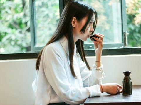 凭什么都市月光族没有谈婚论嫁的资格?(. 来自