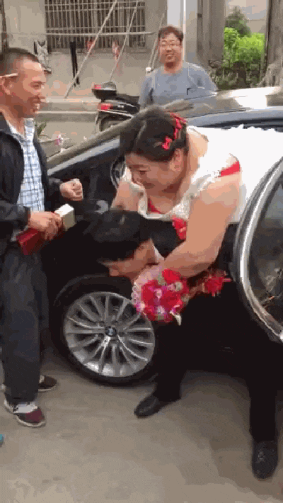 经典搞笑:同学的妈妈是精神医院的医生