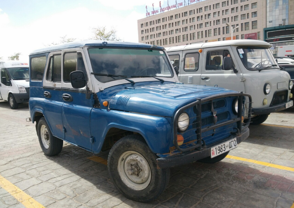 蒙古国研制汽车图片