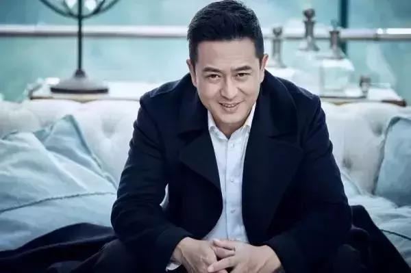 #2017上海维密秀征文#想要收视率,男张嘉译.