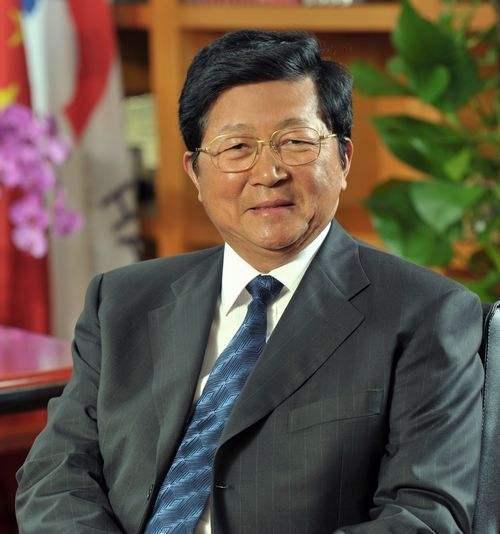 这10位大佬的话,影响明年房价走势,卖掉所有投