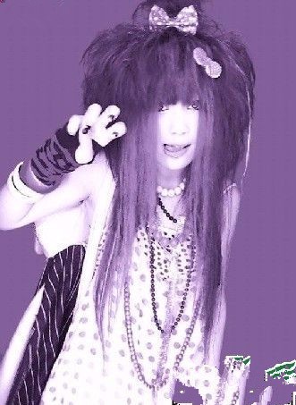 农村杀马特女生和城市杀马特女生的比拼谁的美会更加流行