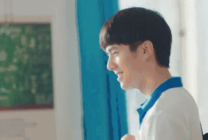 小爷问你一个严肃的问题:余淮林杨江辰同时追你,你选谁?