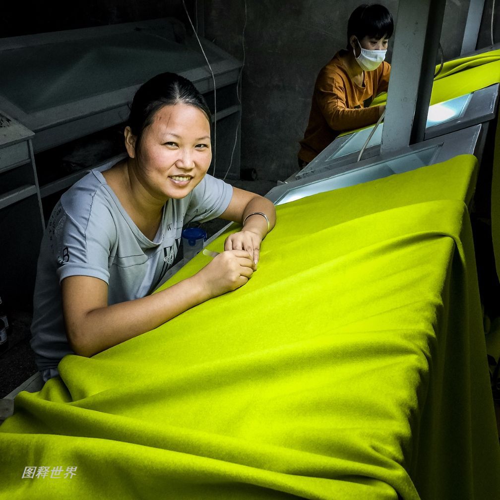 三代农村打工妇女心态各不同 年轻打工妹想在城市找婆家