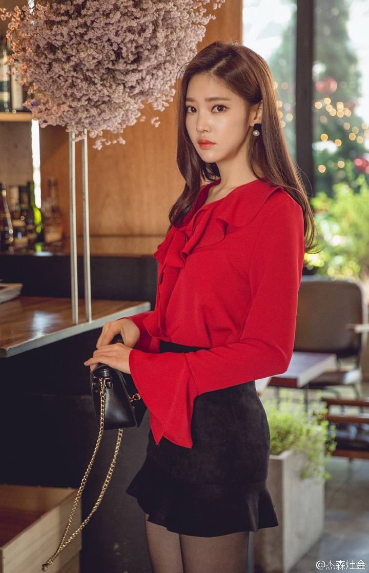 红衣服图片_海棠红衣服图片-第2张图片-潮百科