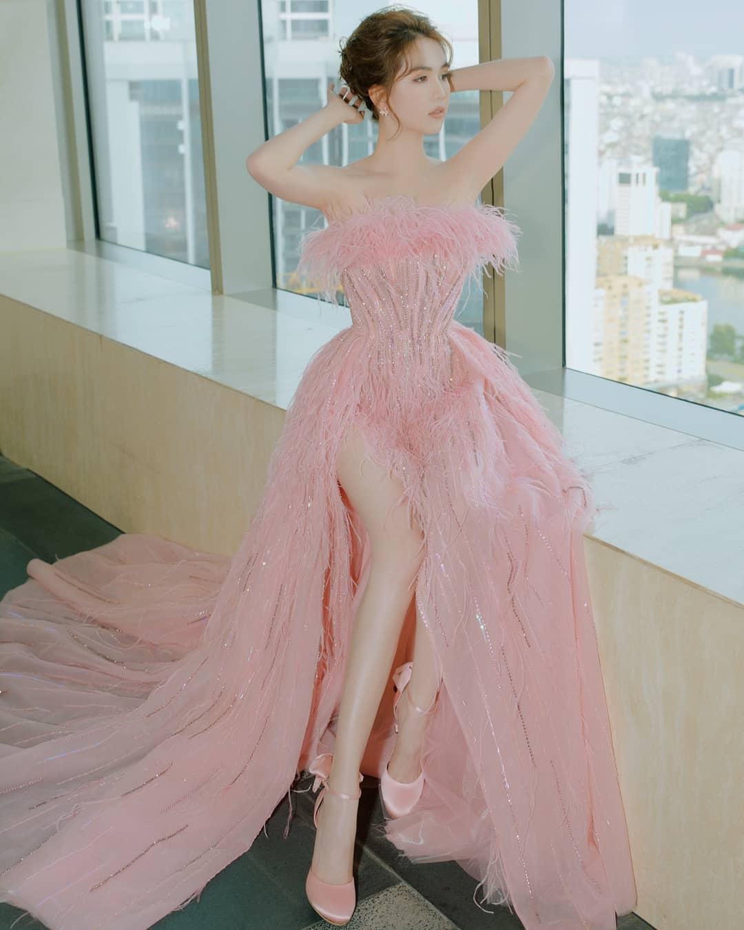 越南第一美女邓玉贞