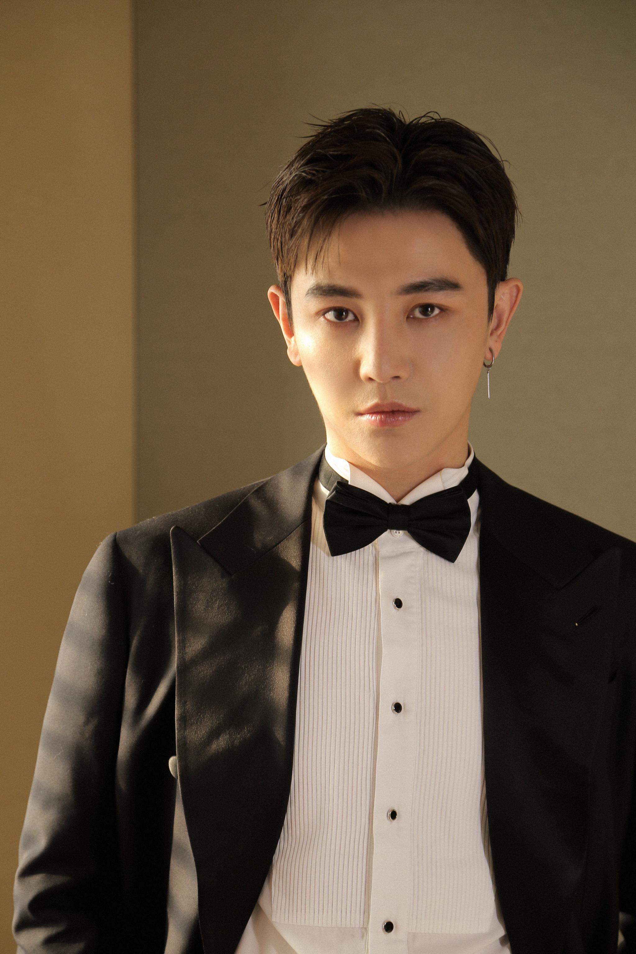 孙坚出席2019慈善名人盛典 身体力行为公益发声|慈善|孙坚|盛典_新浪