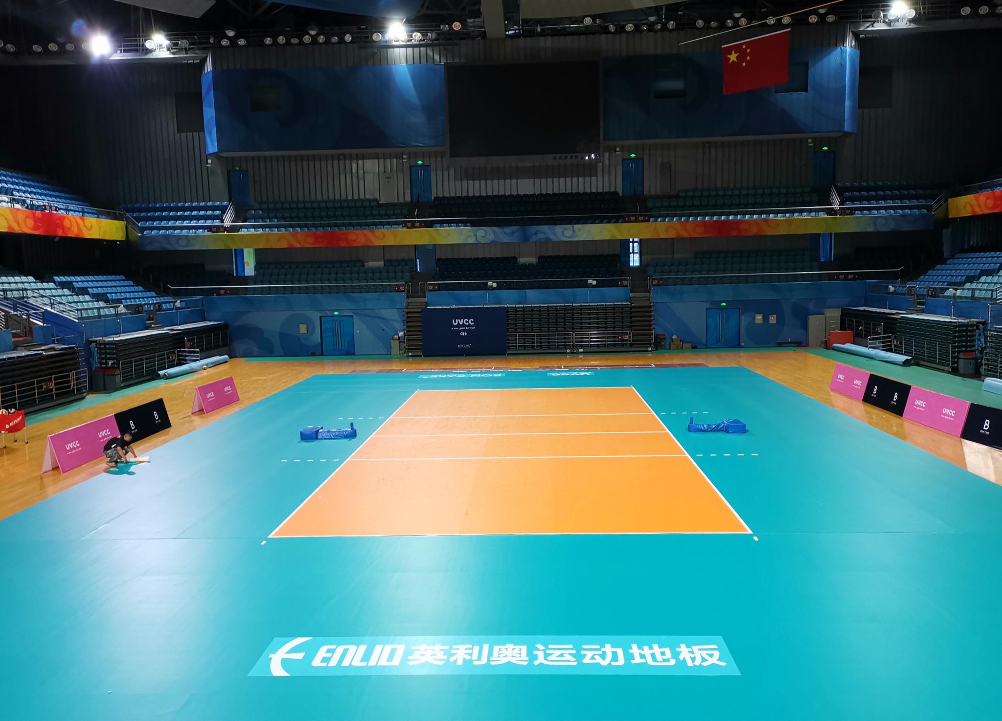 英利奥专业排球地胶助力第四届uvcc排球冠军赛