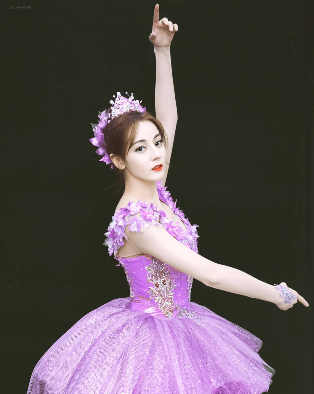 各色芭蕾舞迪丽热巴,美爆了!