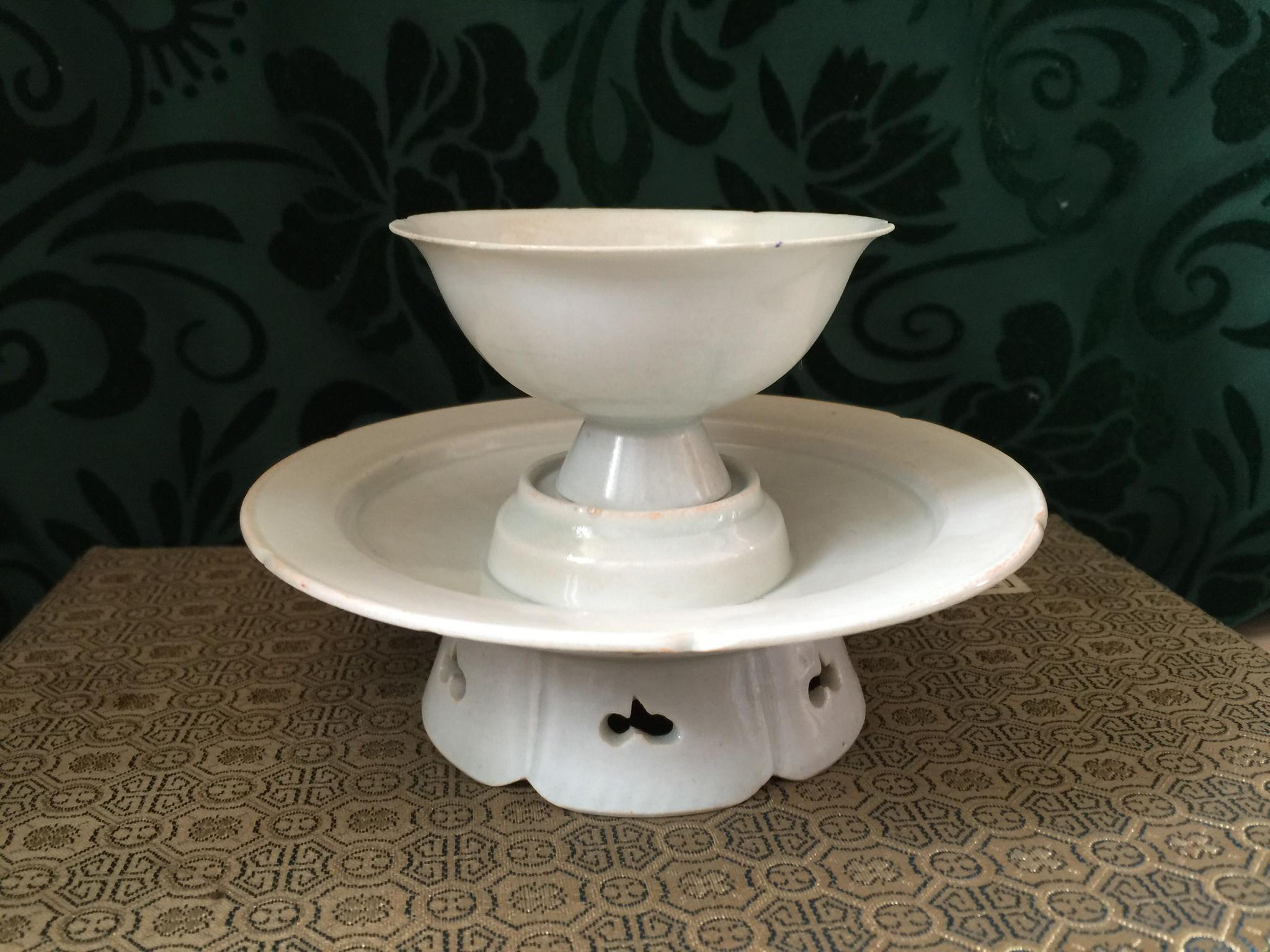 每日一盏:宋代湖田窑影青瓷茶盏,茶托