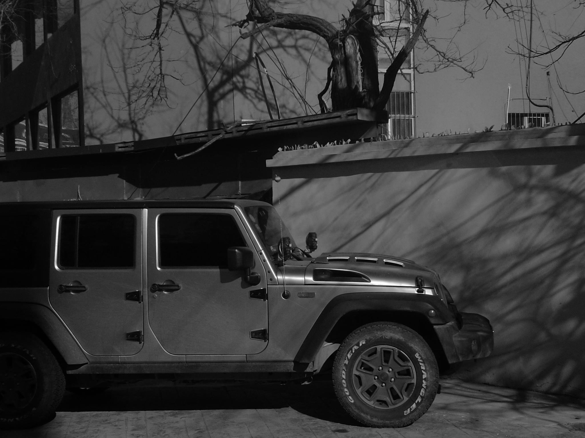 手机黑白图集 牧马人吉普车-新浪汽车