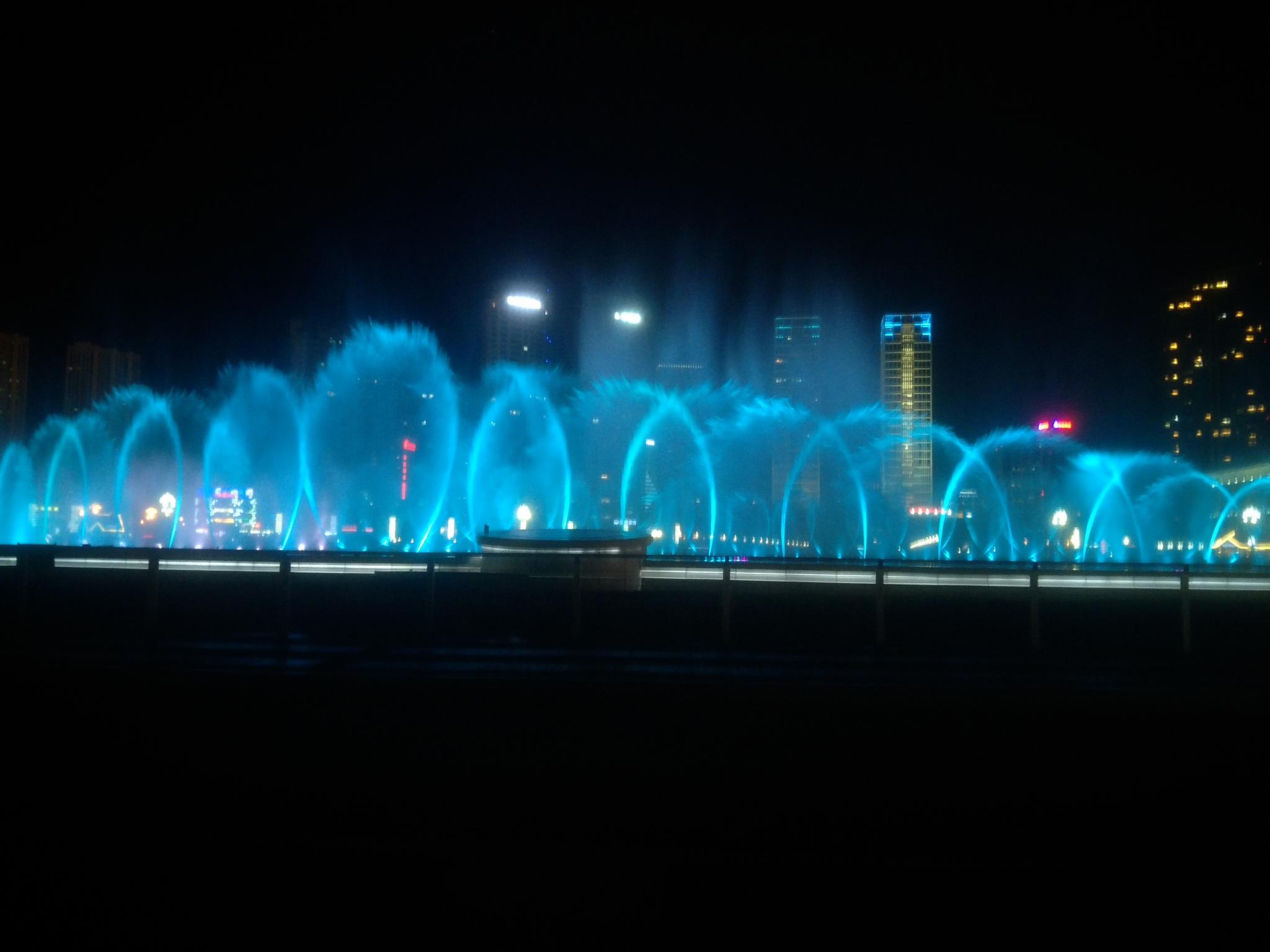 星海音乐喷泉图片